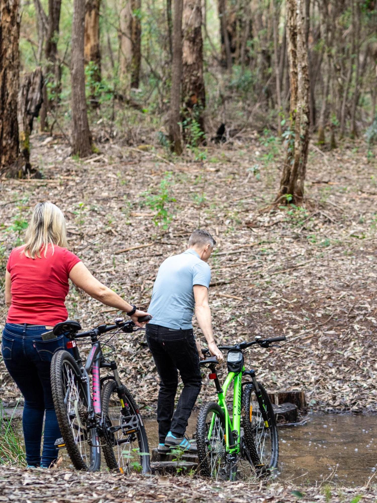 Jarrah Grove Forest Retreat - Adults Only Luxury Chalet Rosa Glen Buitenkant foto