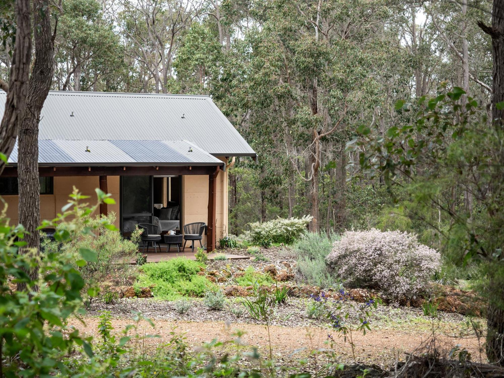 Jarrah Grove Forest Retreat - Adults Only Luxury Chalet Rosa Glen Buitenkant foto