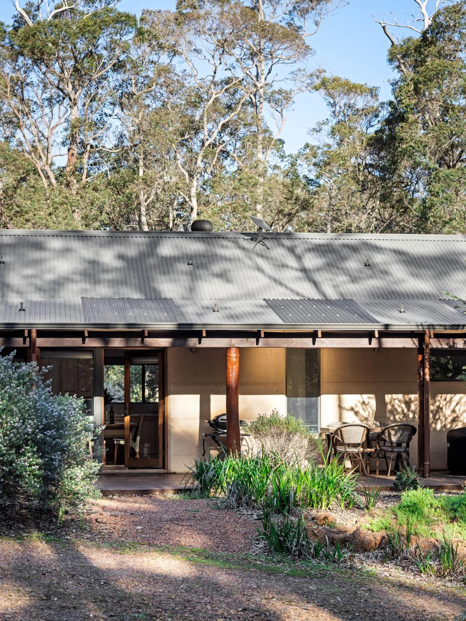 Jarrah Grove Forest Retreat - Adults Only Luxury Chalet Rosa Glen Buitenkant foto
